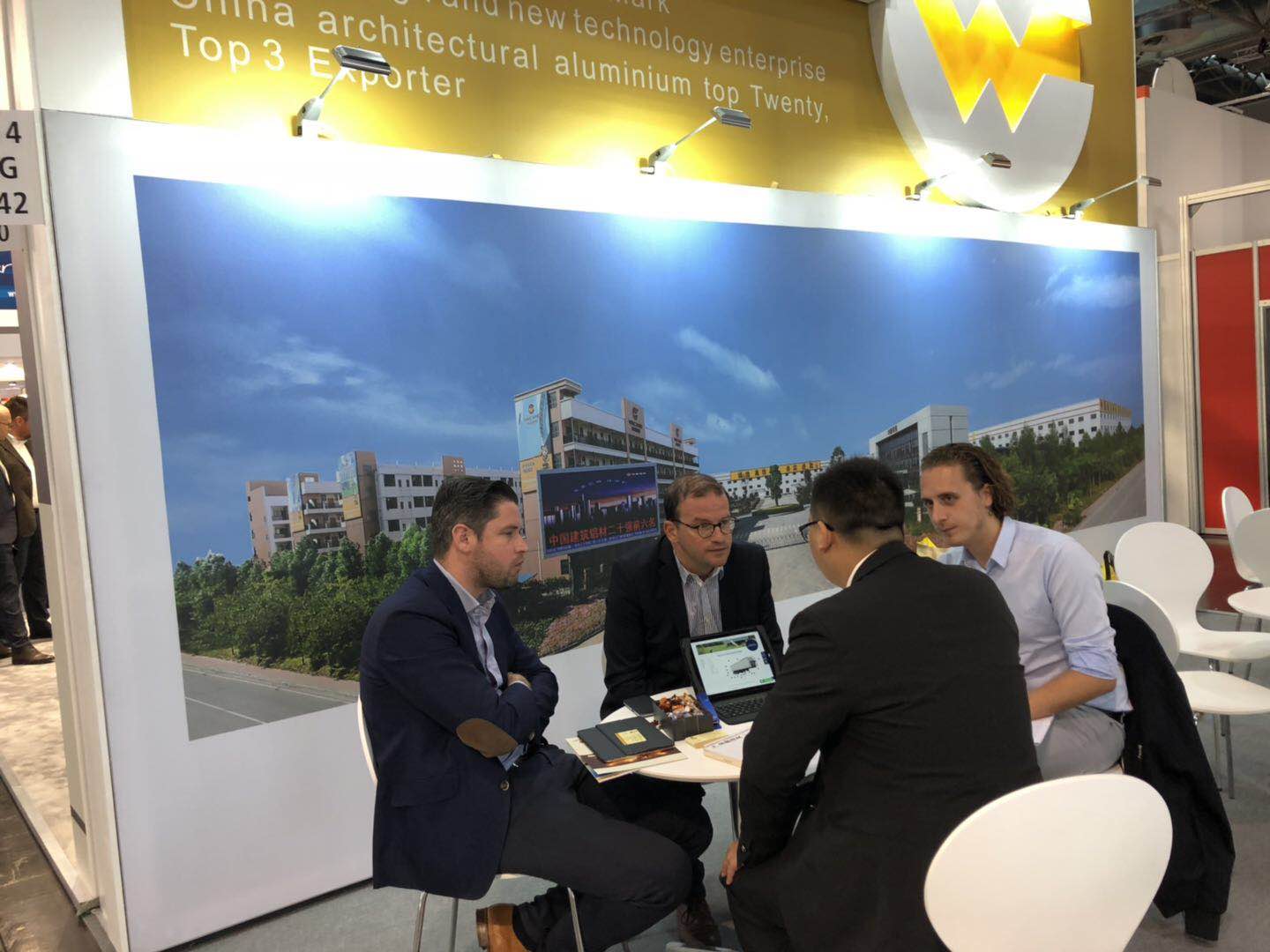 4008云顶集团(国际)股份有限公司