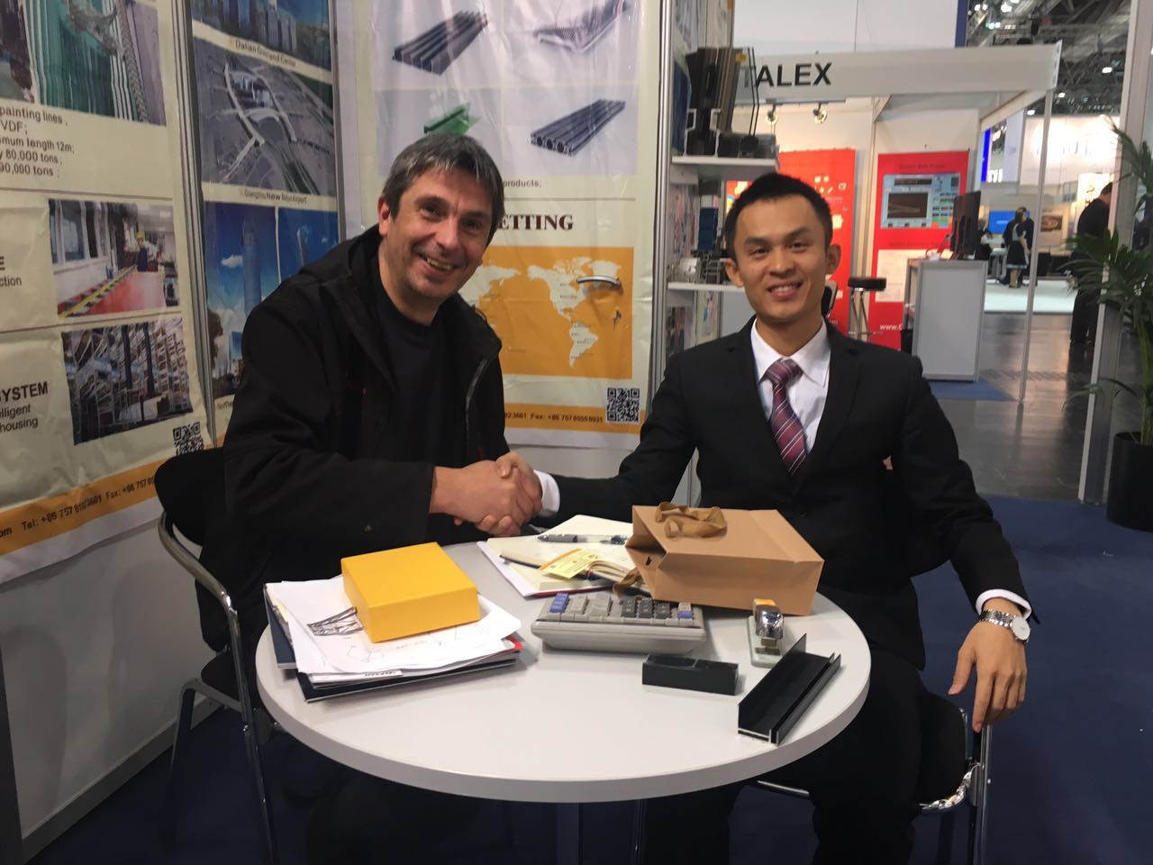 4008云顶集团(国际)股份有限公司