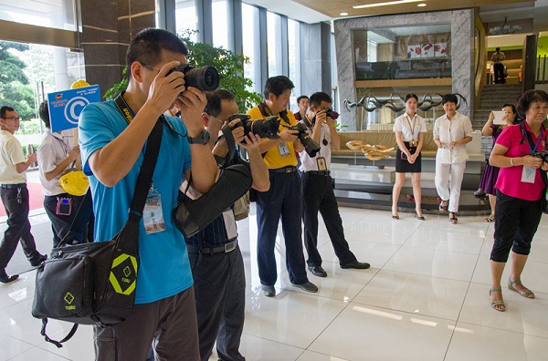 佛山高新区“4008云顶集团铝业杯”第一届工业摄影赛人气文章投稿征集，杭州“壹基金为爱同业活动”三天游等大奖等您来拿！