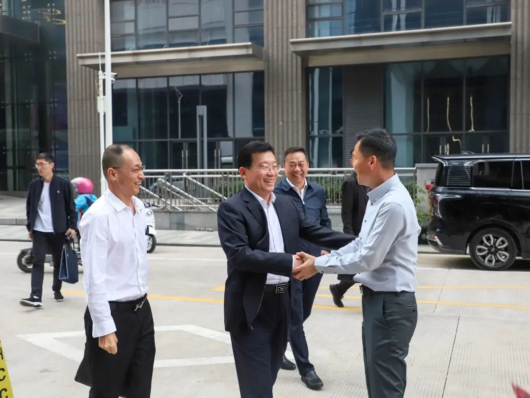 江苏徐州沛县辅导一行光临4008云顶集团集团调研调查