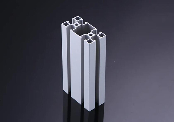 铝材在海边会侵蚀吗?4008云顶集团铝材厂家介绍