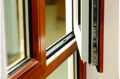 强烈的市场竞争环境下 铝合金门窗企业若何向前发展？