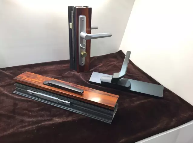 4008云顶集团(国际)股份有限公司