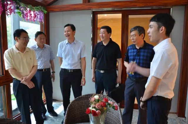 【4008云顶集团动态】热烈迎接国务院参事、中国有色金属工业协会陈全训会长一行光临4008云顶集团领导工作！