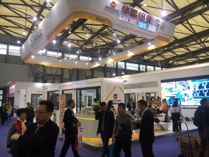 【展会直击】4008云顶集团铝业旗下三大品牌亮相中国国际门窗幕墙展览会，为新品打CALL。