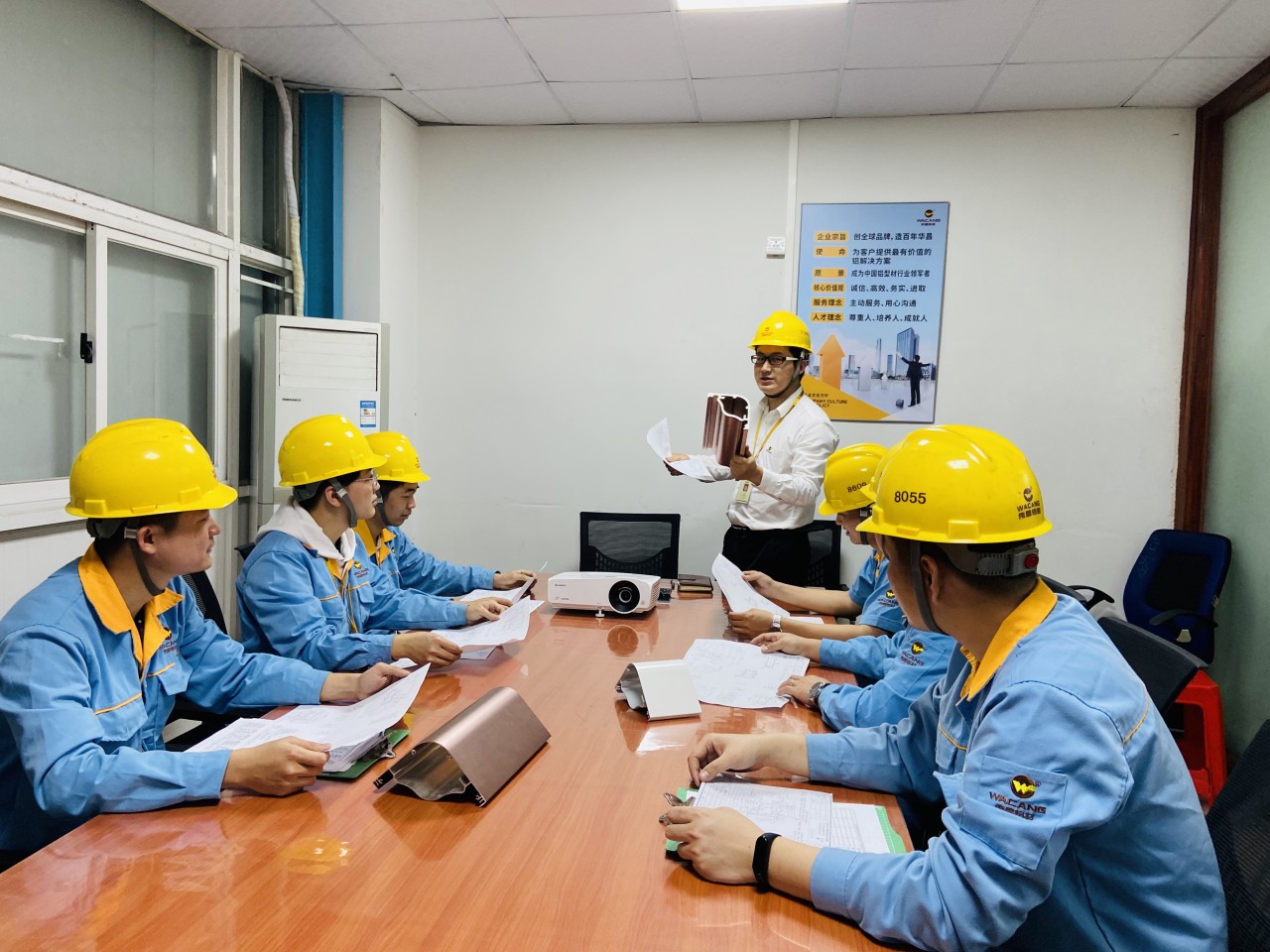 4008云顶集团(国际)股份有限公司