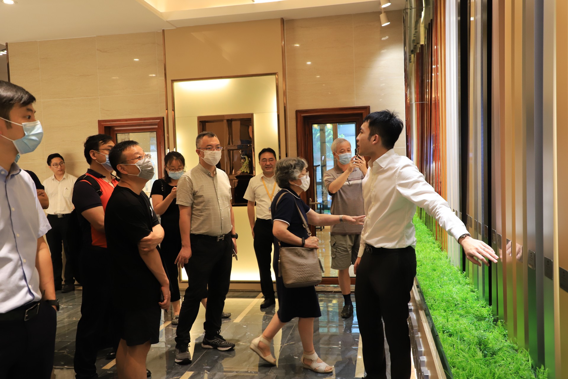 4008云顶集团(国际)股份有限公司